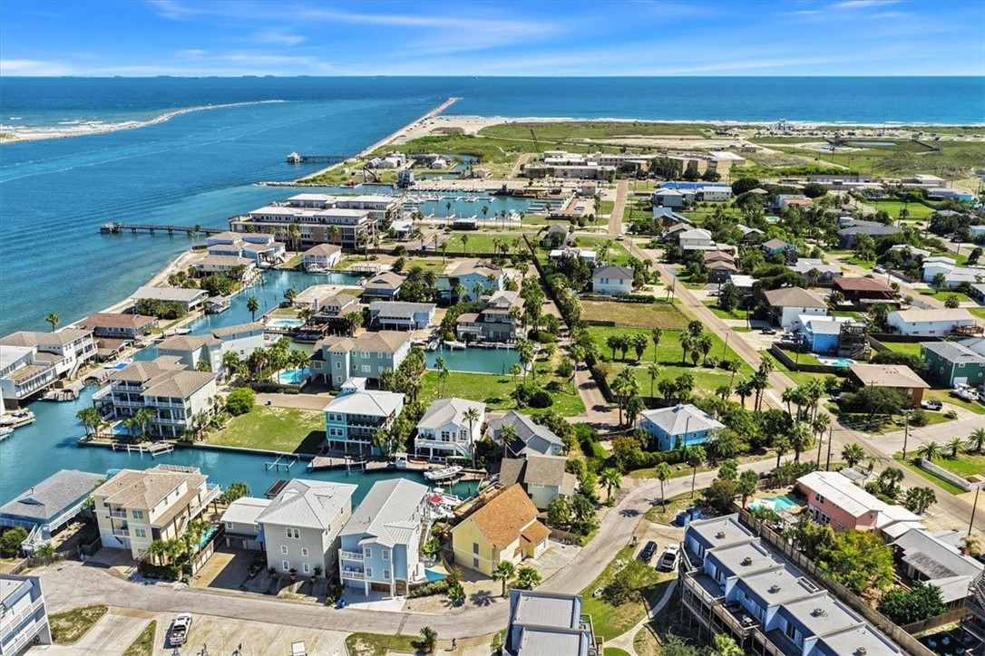 1010 Private Road E Port Aransas TX 78373
