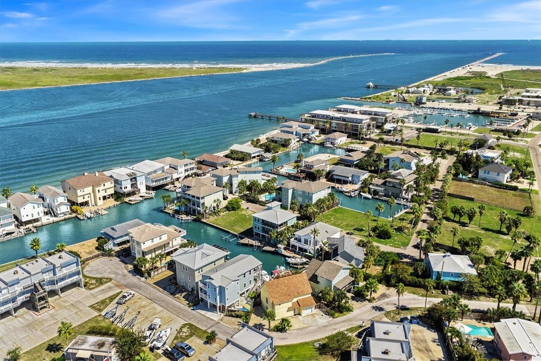 1010 Private Road E Port Aransas TX 78373