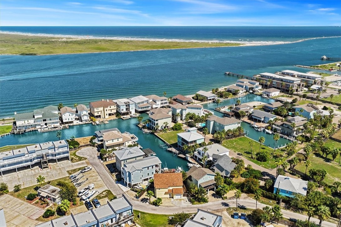 1010 Private Road E Port Aransas TX 78373