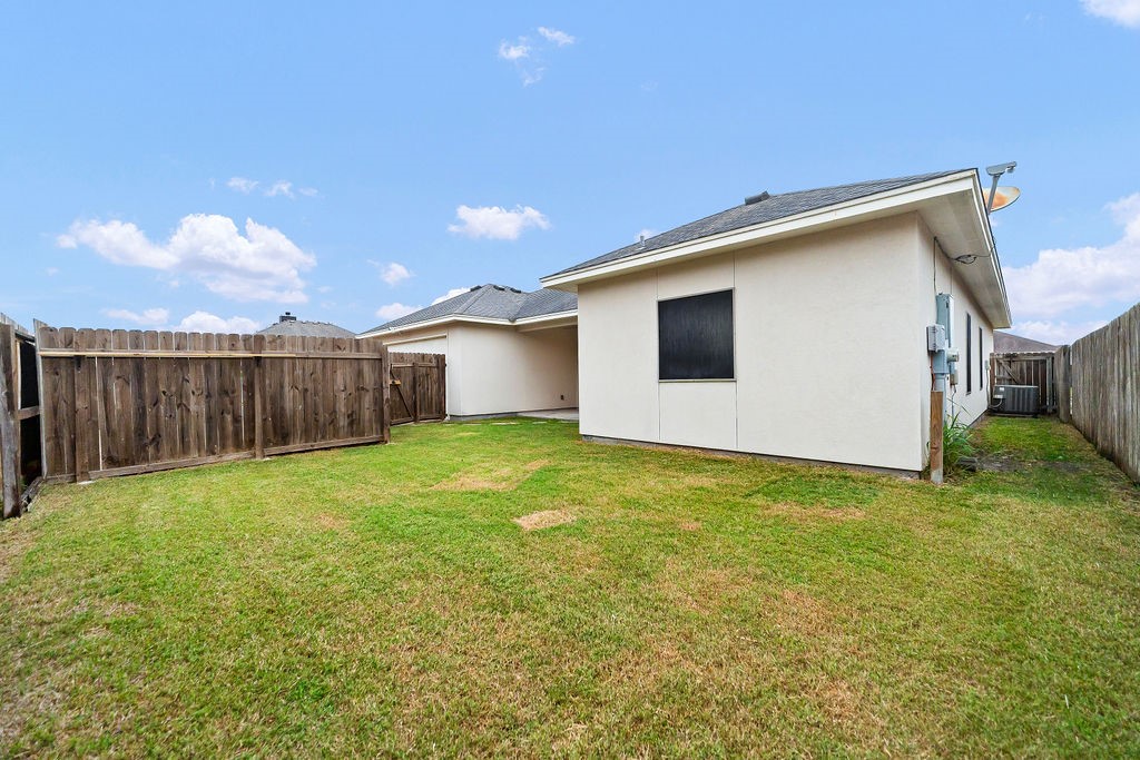 6901 King George Place Corpus Christi TX 78414