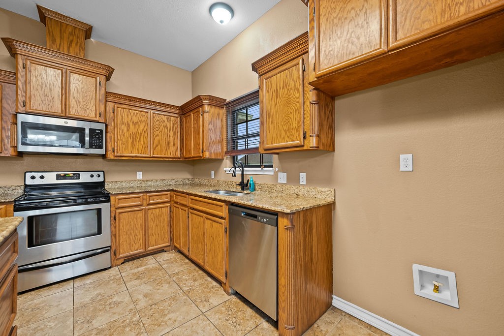 6901 King George Place Corpus Christi TX 78414