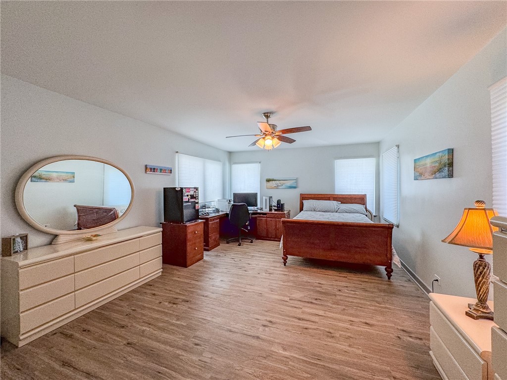 2925 Ocean Drive Corpus Christi TX 78404