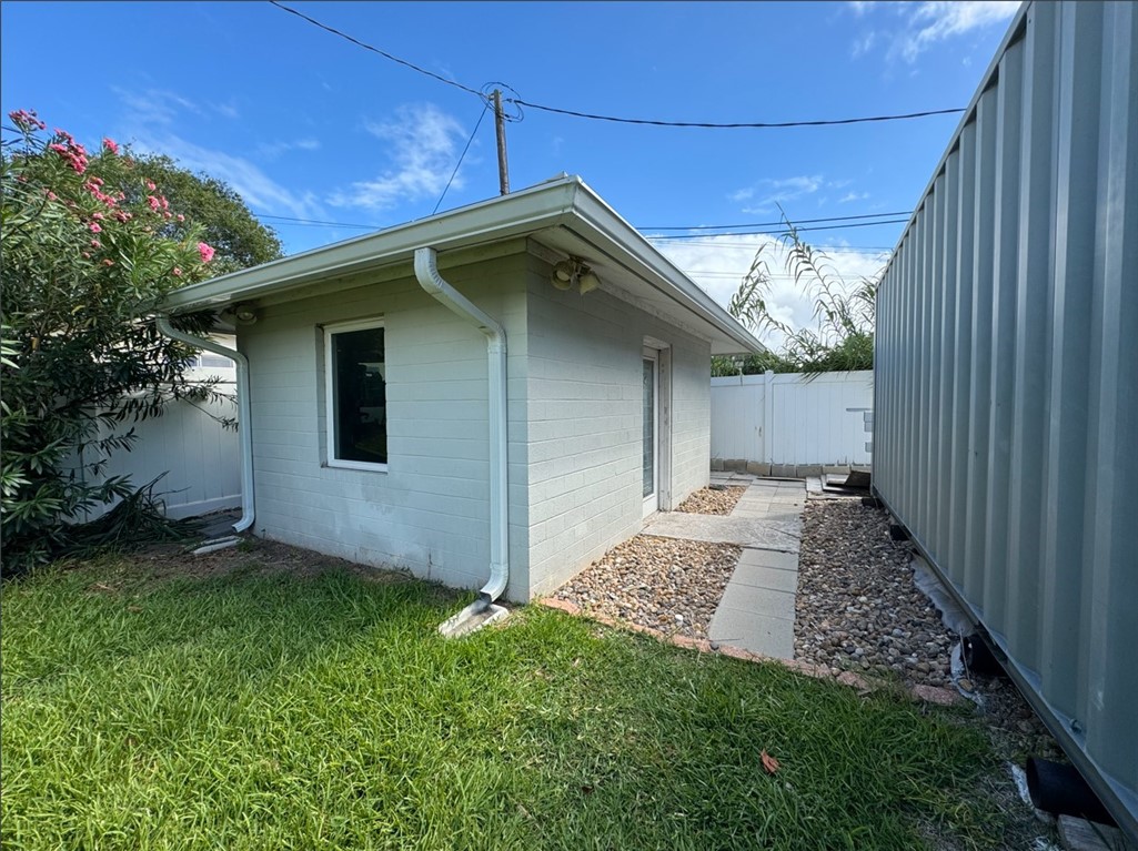 2925 Ocean Drive Corpus Christi TX 78404