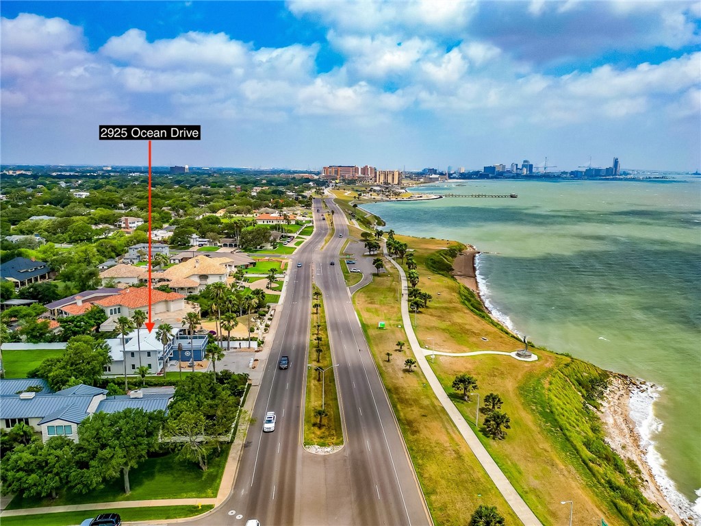 2925 Ocean Drive Corpus Christi TX 78404