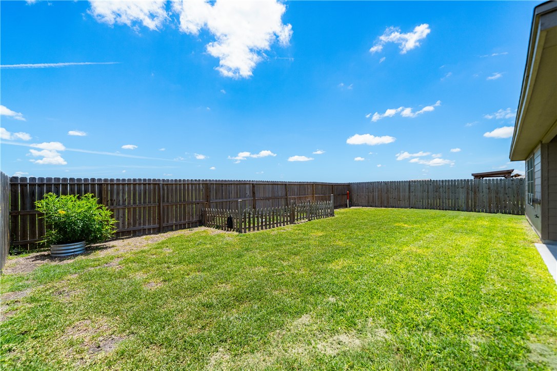 1337 Alexandra Park Corpus Christi TX 78415