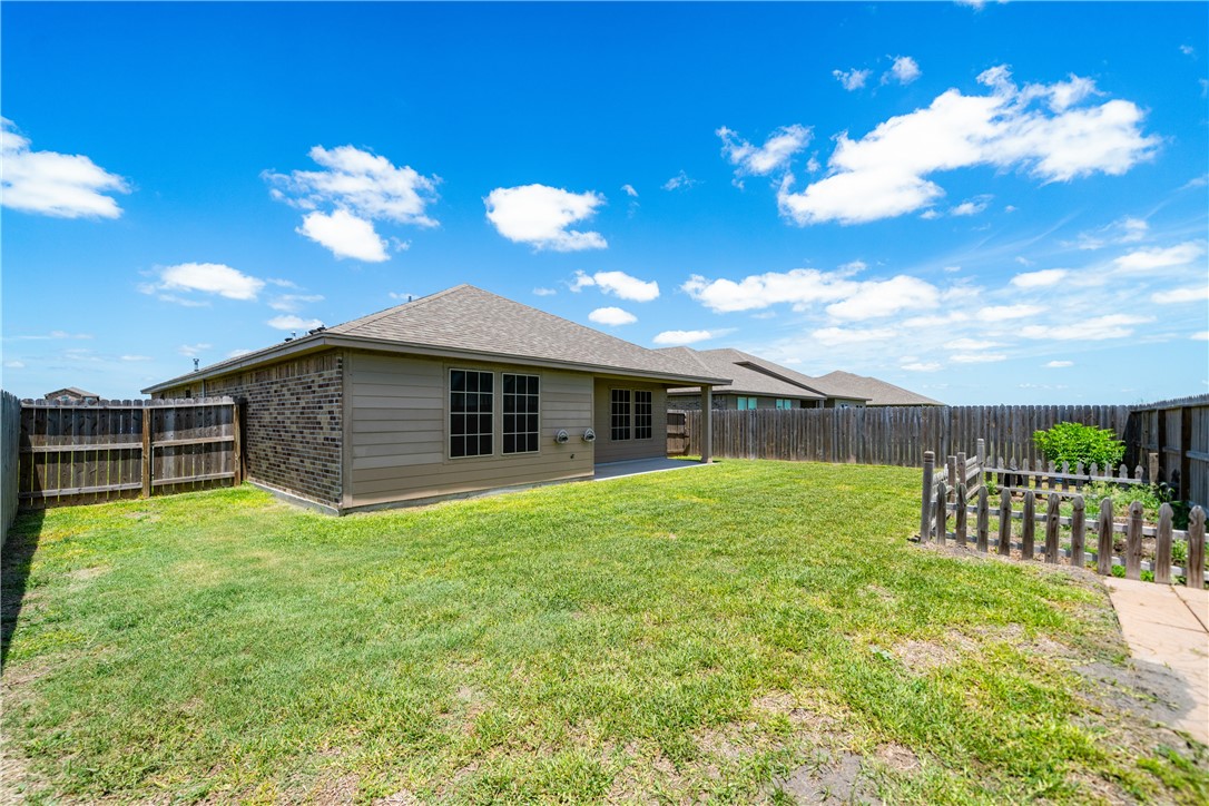 1337 Alexandra Park Corpus Christi TX 78415