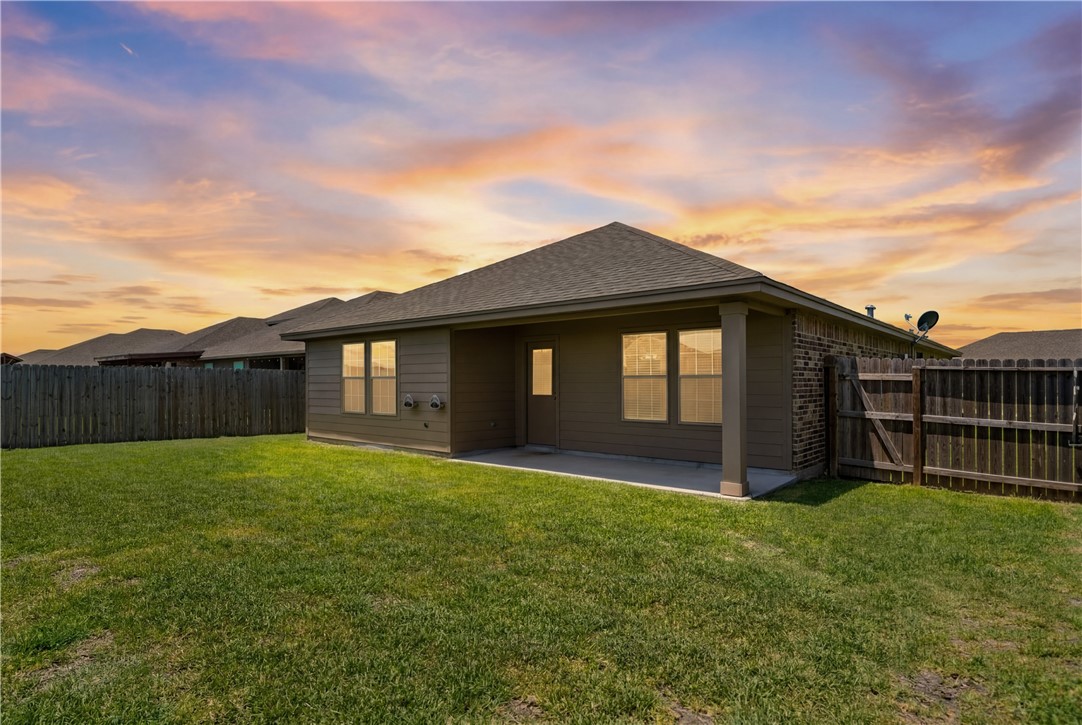 1337 Alexandra Park Corpus Christi TX 78415