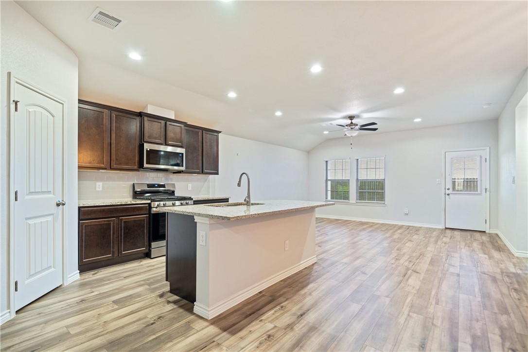 1337 Alexandra Park Corpus Christi TX 78415