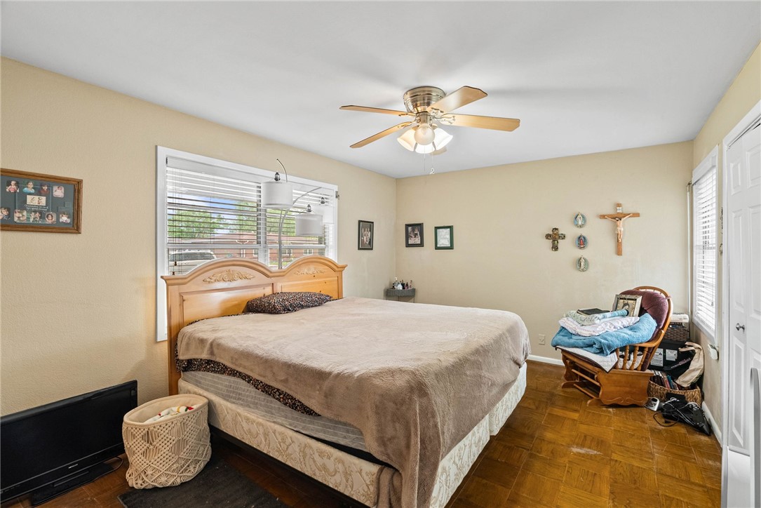 517 Catalina Place Corpus Christi TX 78411
