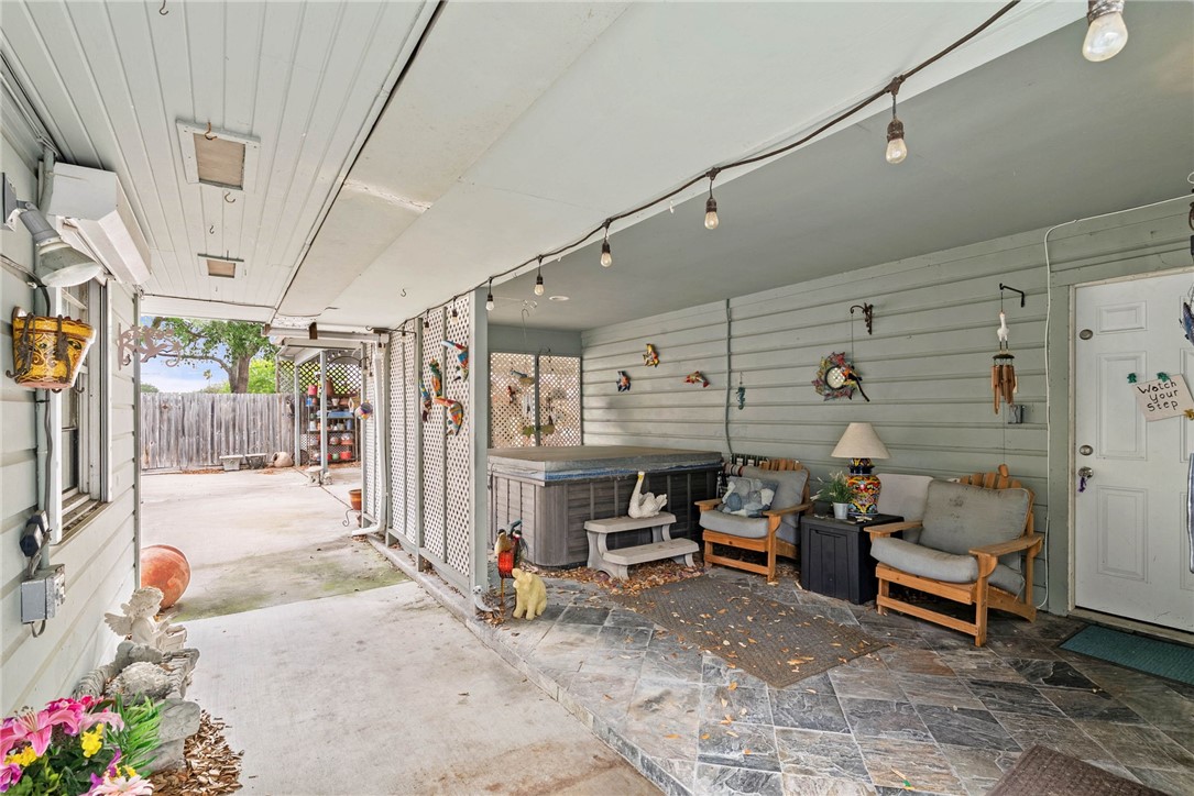 517 Catalina Place Corpus Christi TX 78411