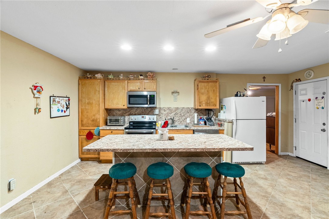 517 Catalina Place Corpus Christi TX 78411