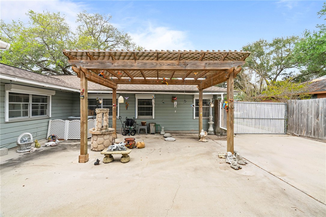 517 Catalina Place Corpus Christi TX 78411