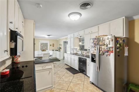 517 Catalina Place Corpus Christi TX 78411