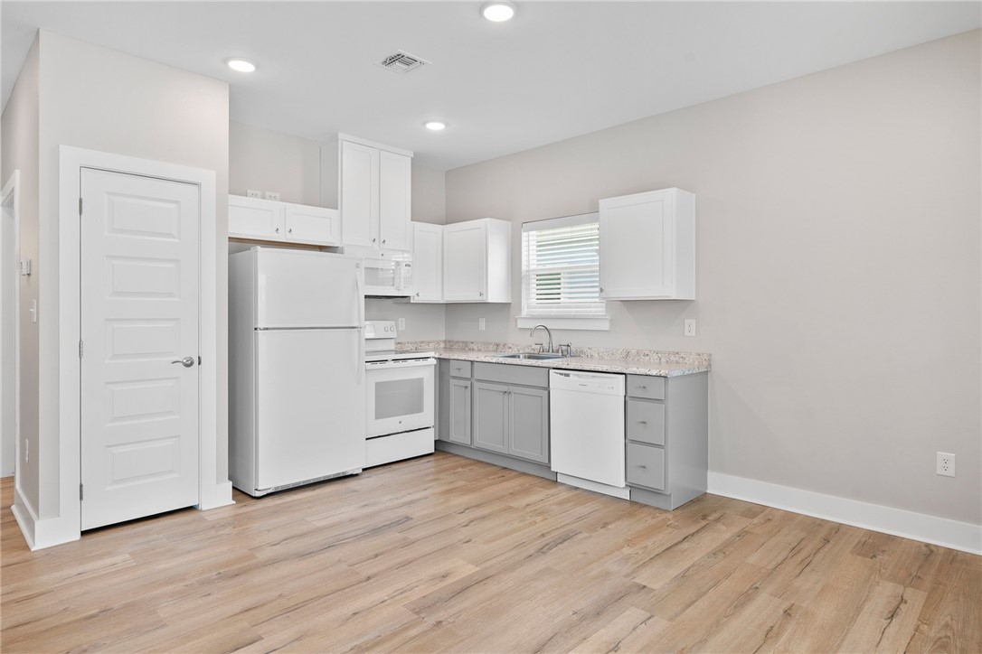 153 Oasis Circle Rockport TX 78382