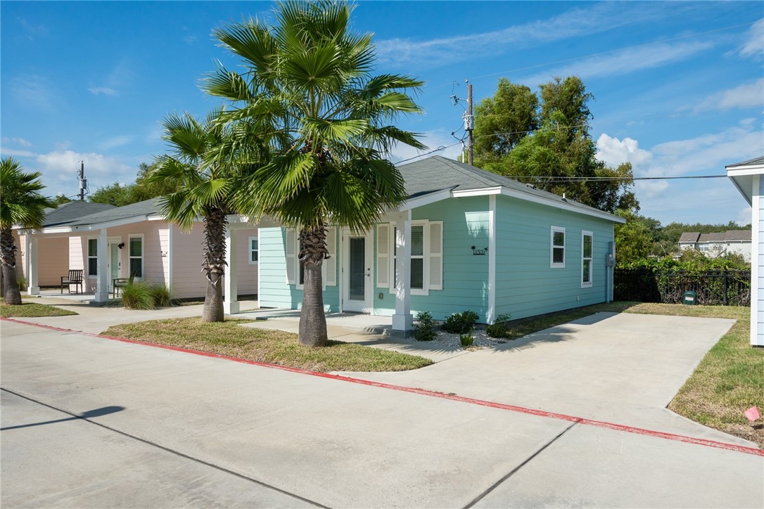 153 Oasis Circle Rockport TX 78382