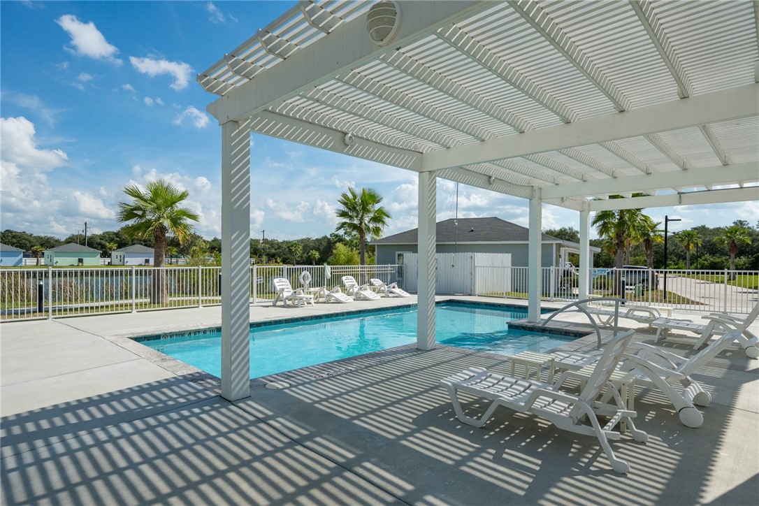 153 Oasis Circle Rockport TX 78382
