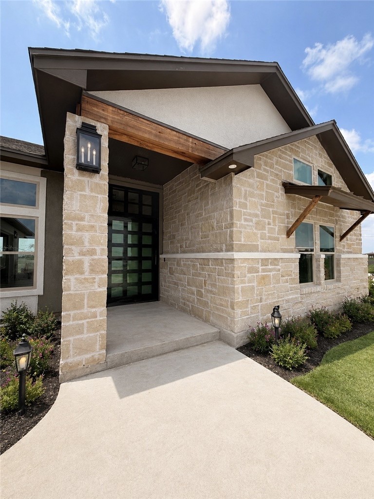 1525 Dancing Elk Drive Corpus Christi TX 78415