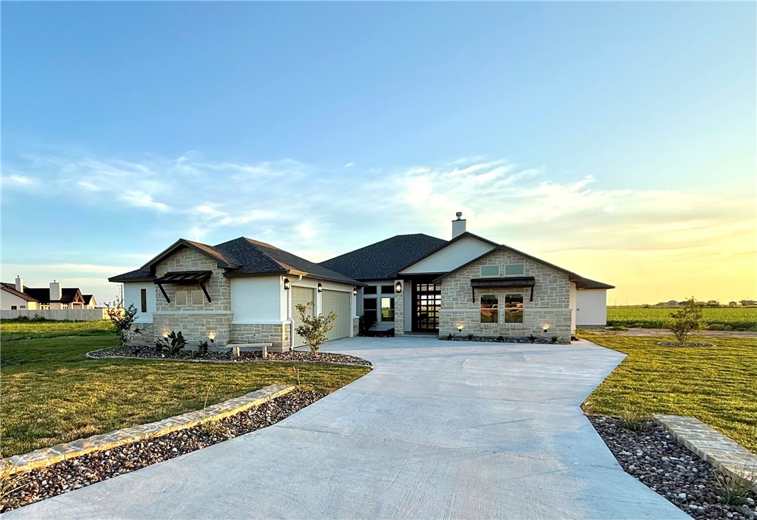 1525 Dancing Elk Drive Corpus Christi TX 78415