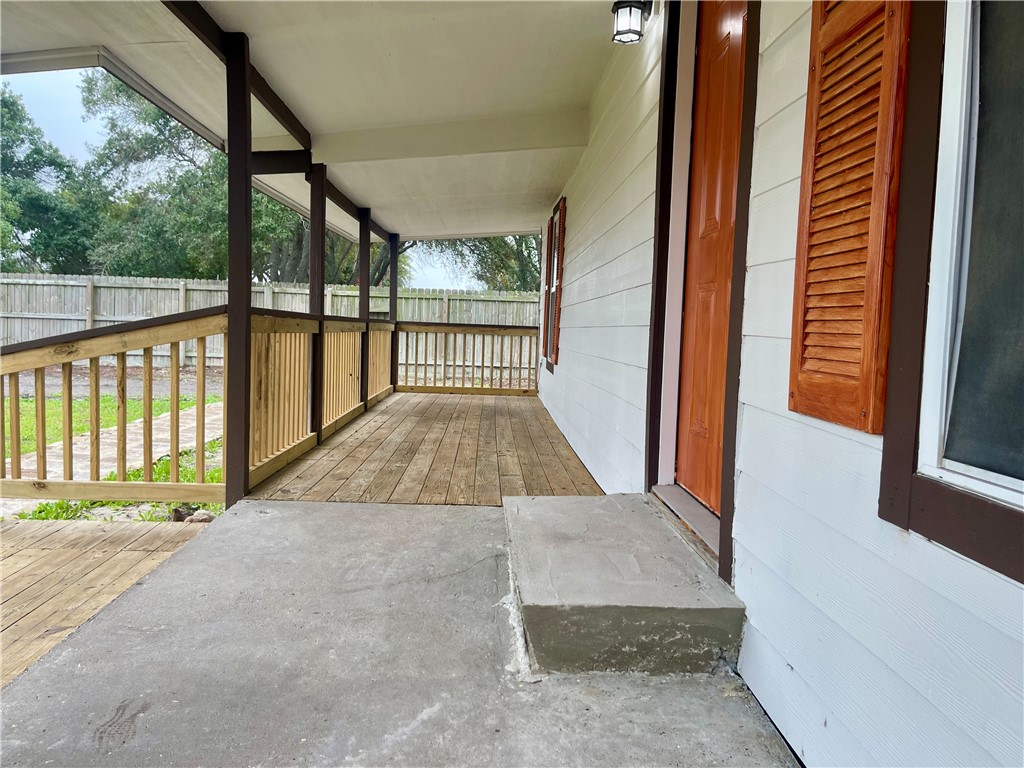 3030 Waldron Corpus Christi TX 78418