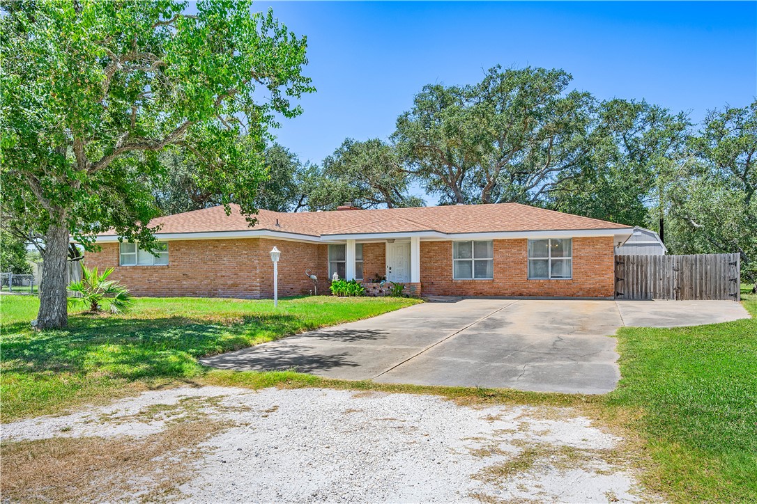 843 Pine Avenue Rockport TX 78382