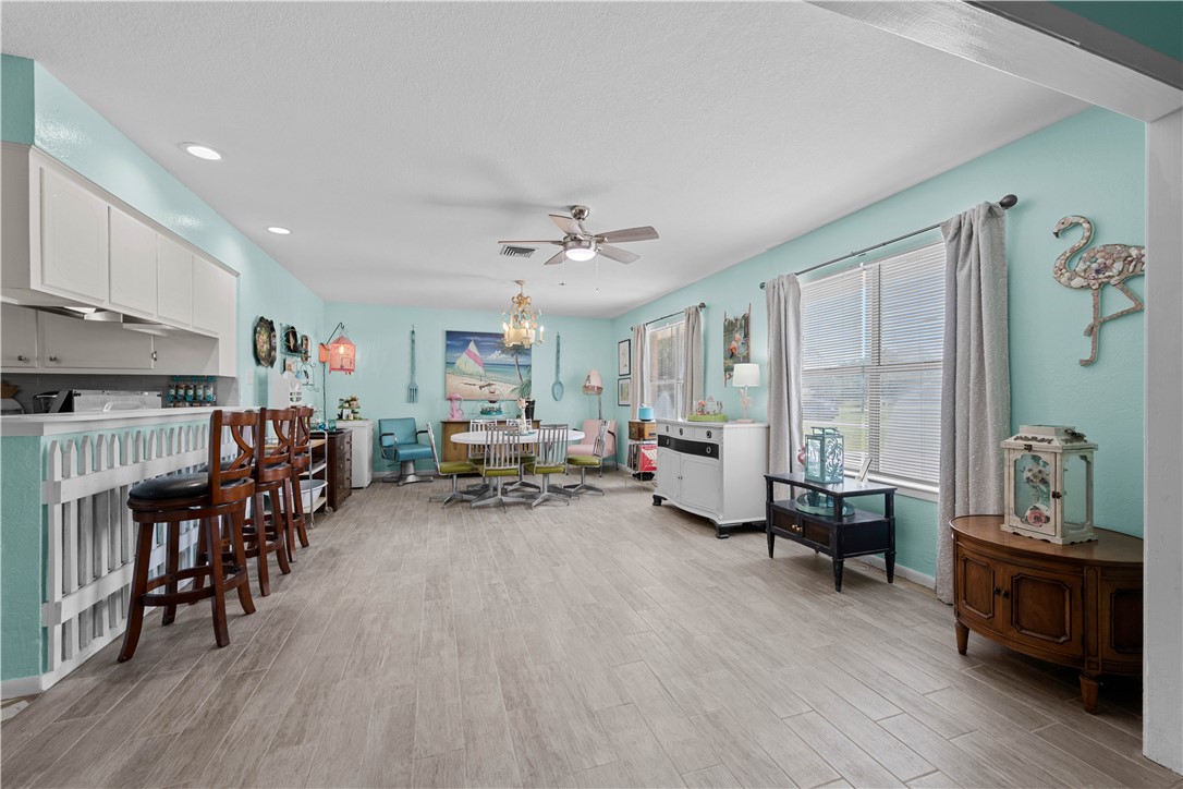843 Pine Avenue Rockport TX 78382