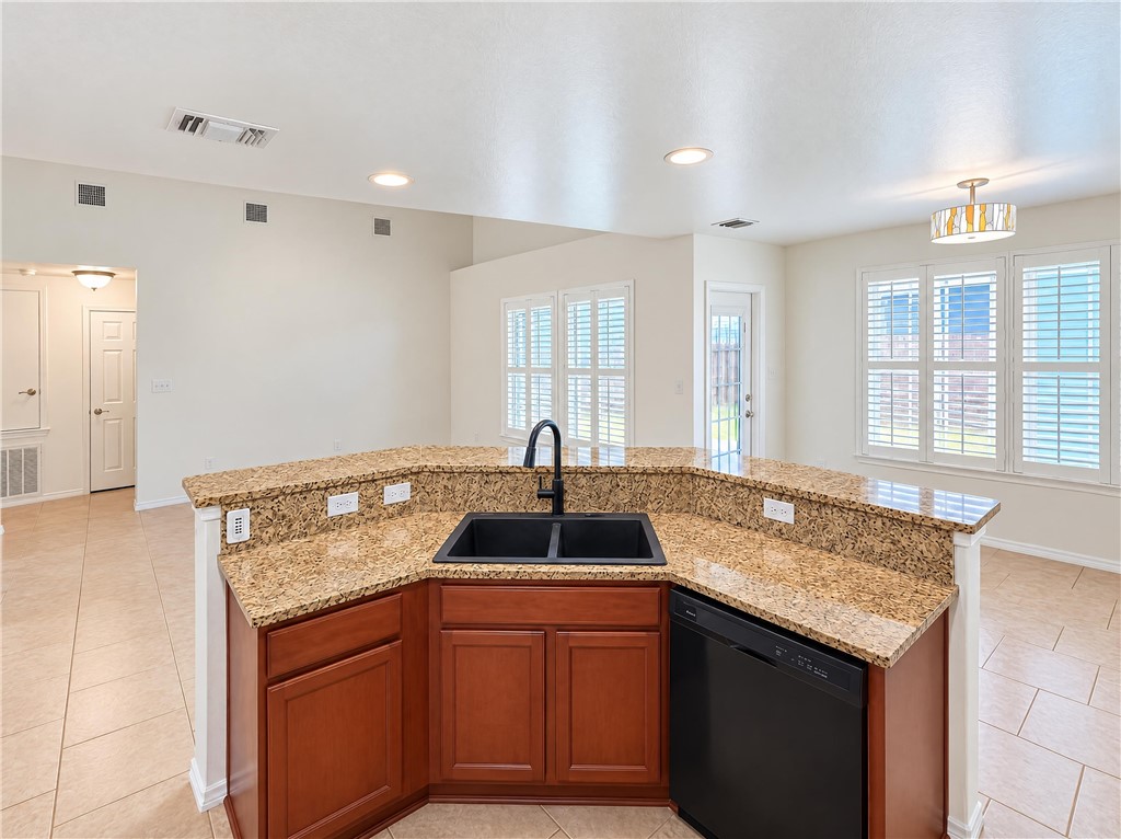 134 Treasure Street Rockport TX 78382