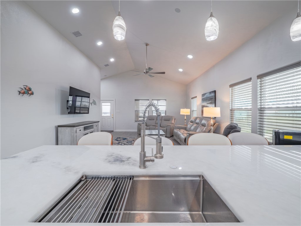 11 & 12 Bayview Loop Rockport TX 78382
