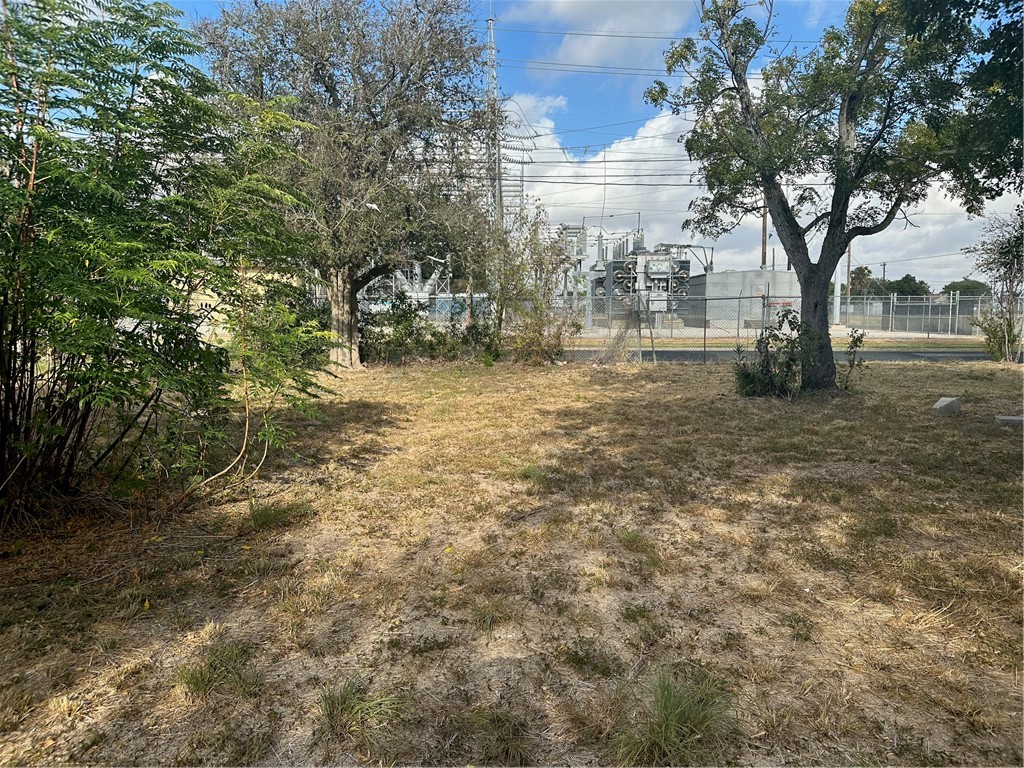 1315 Morris Avenue Corpus Christi TX 78401