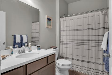 1033 Ocean Breeze Portland TX 78374