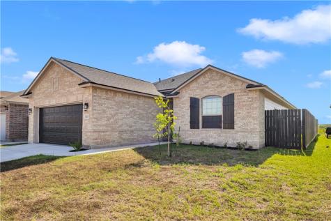 1033 Ocean Breeze Portland TX 78374
