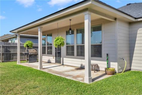 1033 Ocean Breeze Portland TX 78374