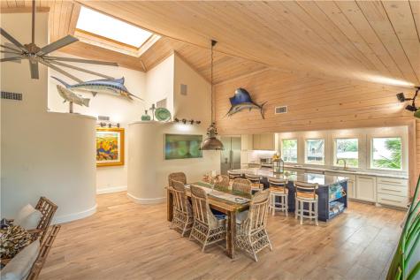 541 Channel View Drive Port Aransas TX 78373