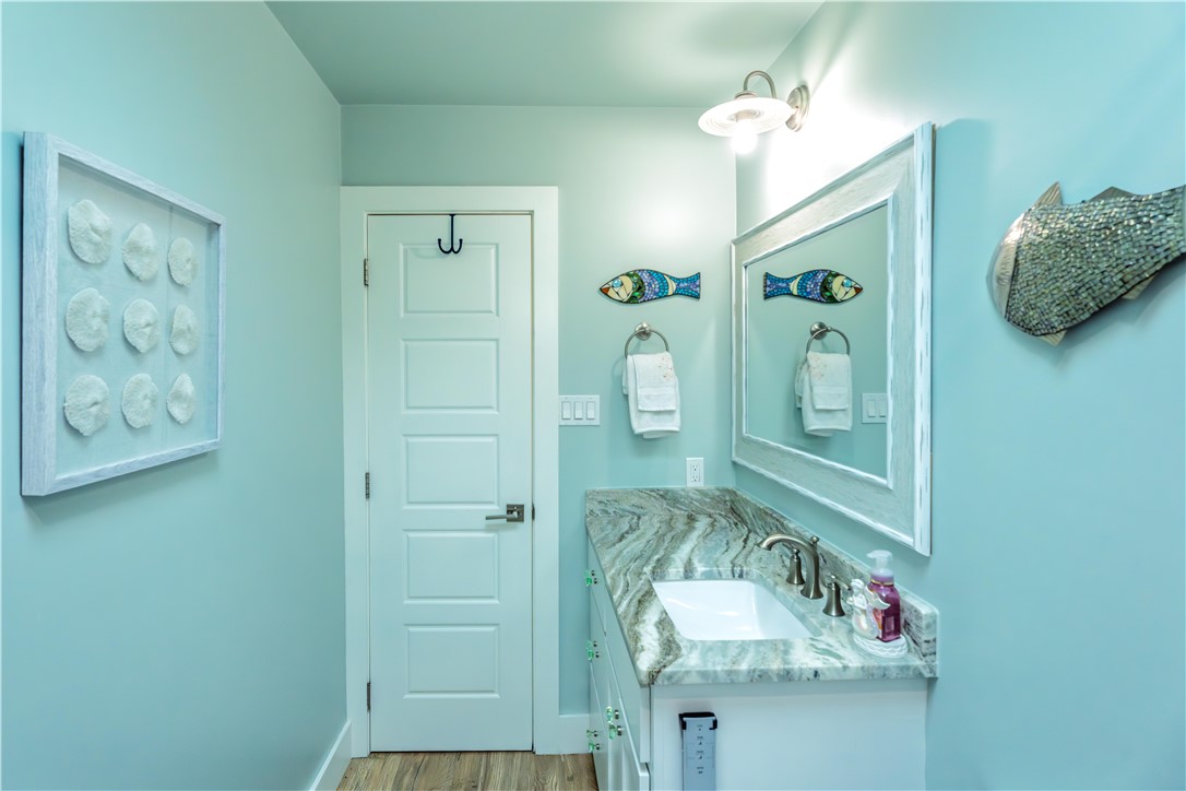 541 Channel View Drive Port Aransas TX 78373