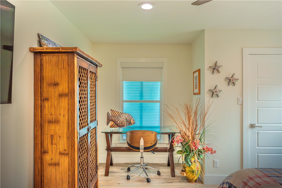 541 Channel View Drive Port Aransas TX 78373