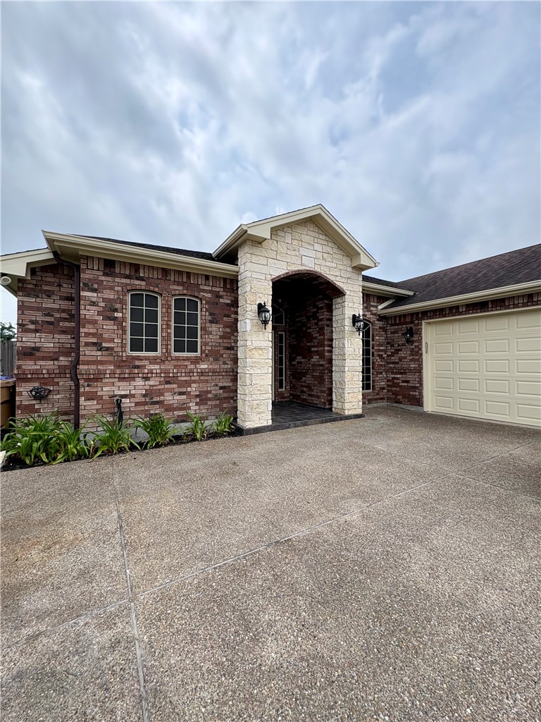 10301 Beverly Hills Drive Corpus Christi TX 78410