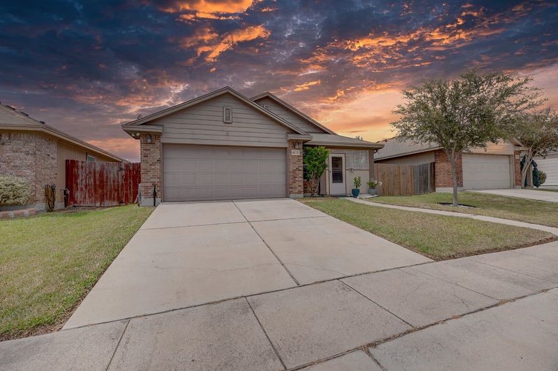 6113 Choctaw Drive Corpus Christi TX 78415