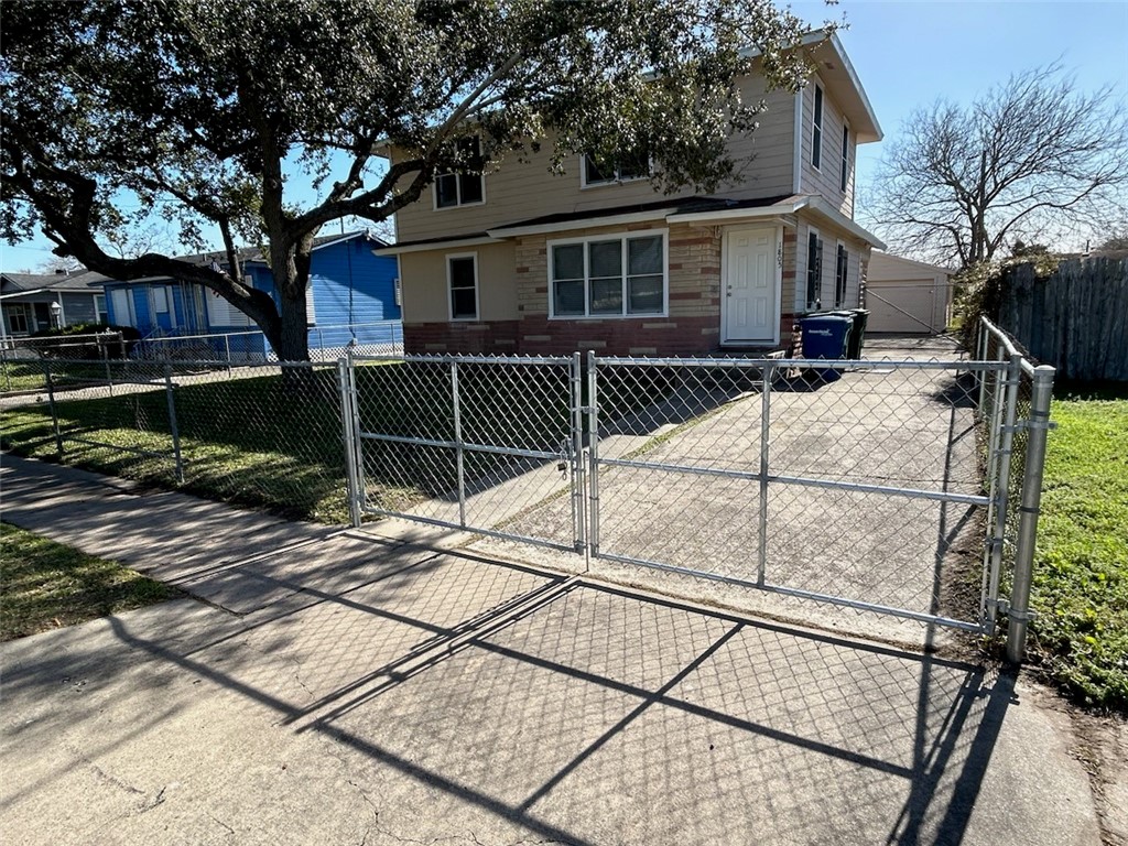 1805 Sherman Street Corpus Christi TX 78416