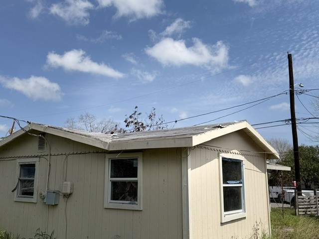333 Hiawatha Street Corpus Christi TX 78405