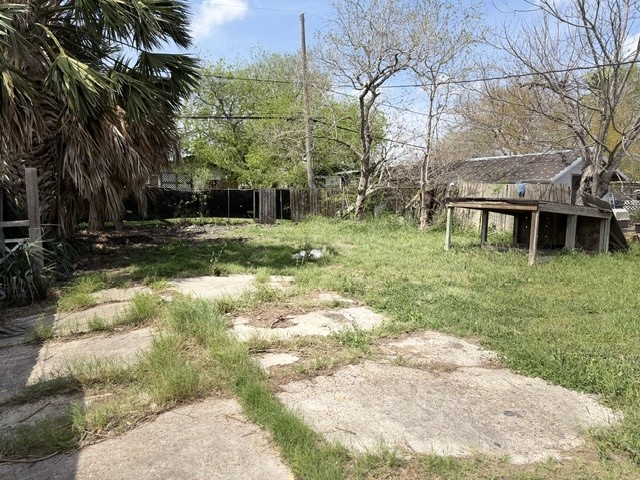 333 Hiawatha Street Corpus Christi TX 78405