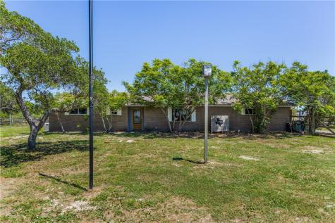 3701 Waldron Corpus Christi TX 78418