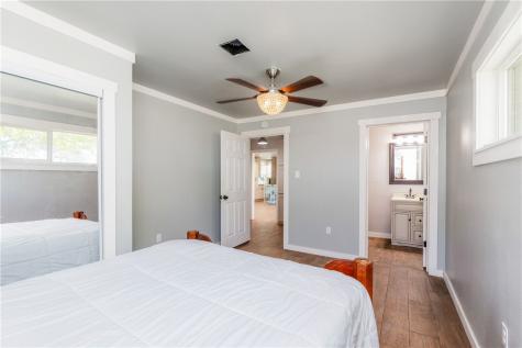3701 Waldron Corpus Christi TX 78418