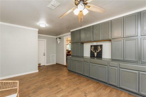 3701 Waldron Corpus Christi TX 78418