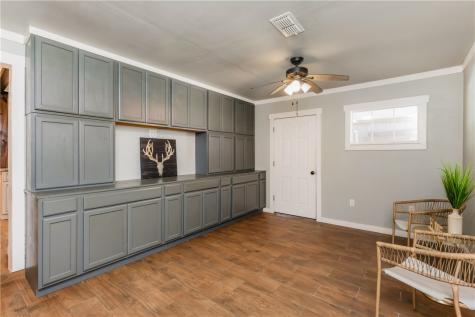 3701 Waldron Corpus Christi TX 78418