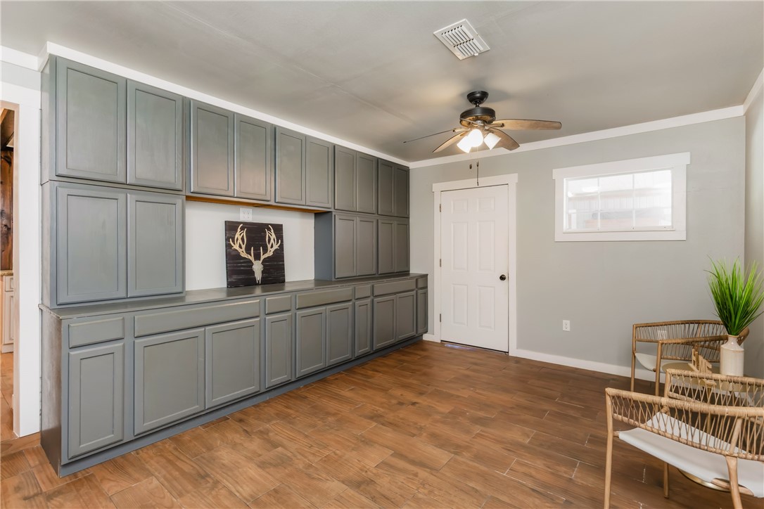3701 Waldron Corpus Christi TX 78418