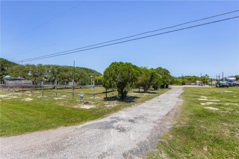 3701 Waldron Corpus Christi TX 78418