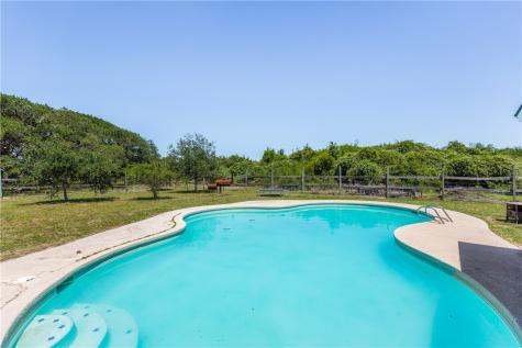 3701 Waldron Corpus Christi TX 78418