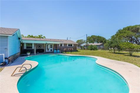 3701 Waldron Corpus Christi TX 78418