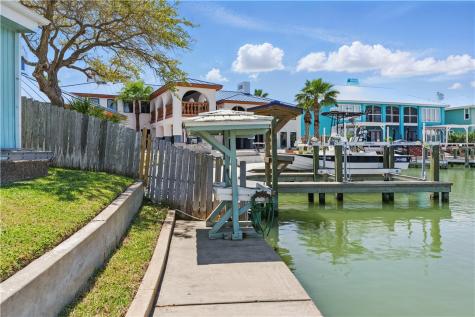 25 Blue Heron Drive Rockport TX 78382