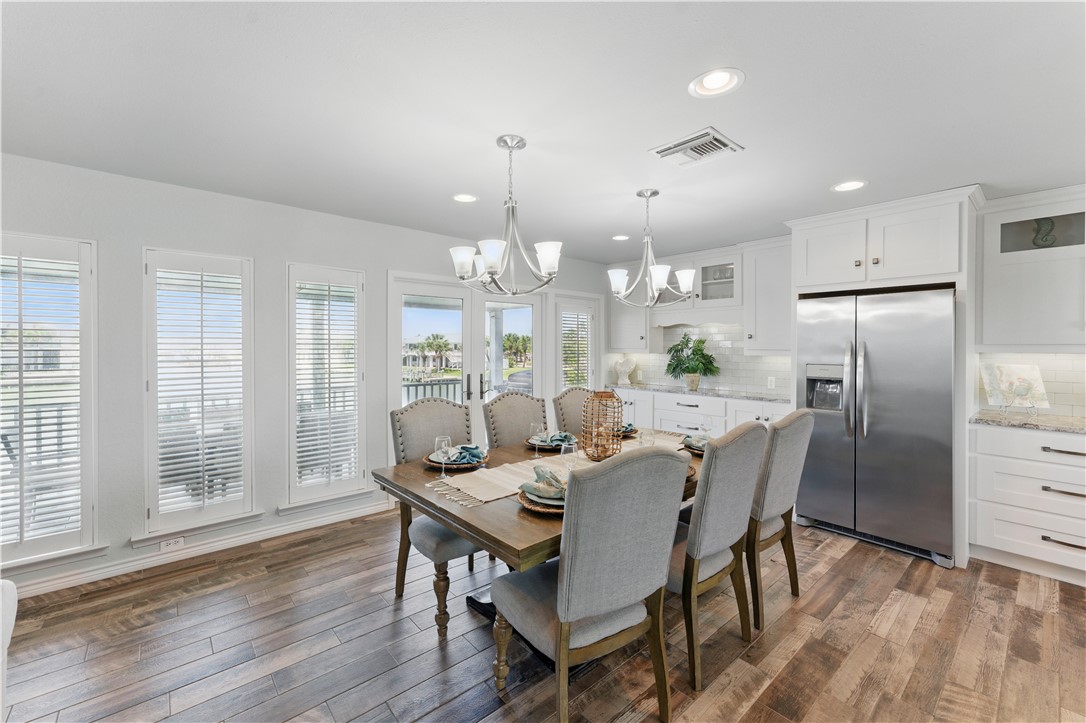 25 Blue Heron Drive Rockport TX 78382