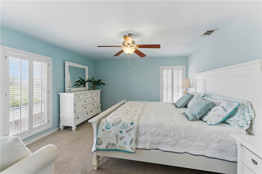 25 Blue Heron Drive Rockport TX 78382
